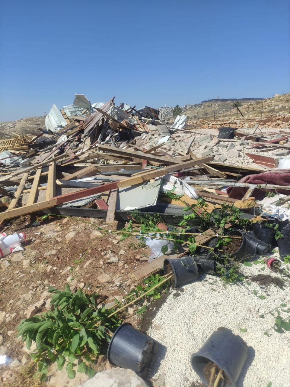Palestinian-owned house, nursery demolished by Israeli bulldozers in occupied Jerusalem