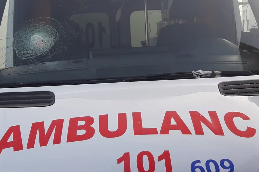 Injuries by Israeli gunfire during confrontations north of West Bank
