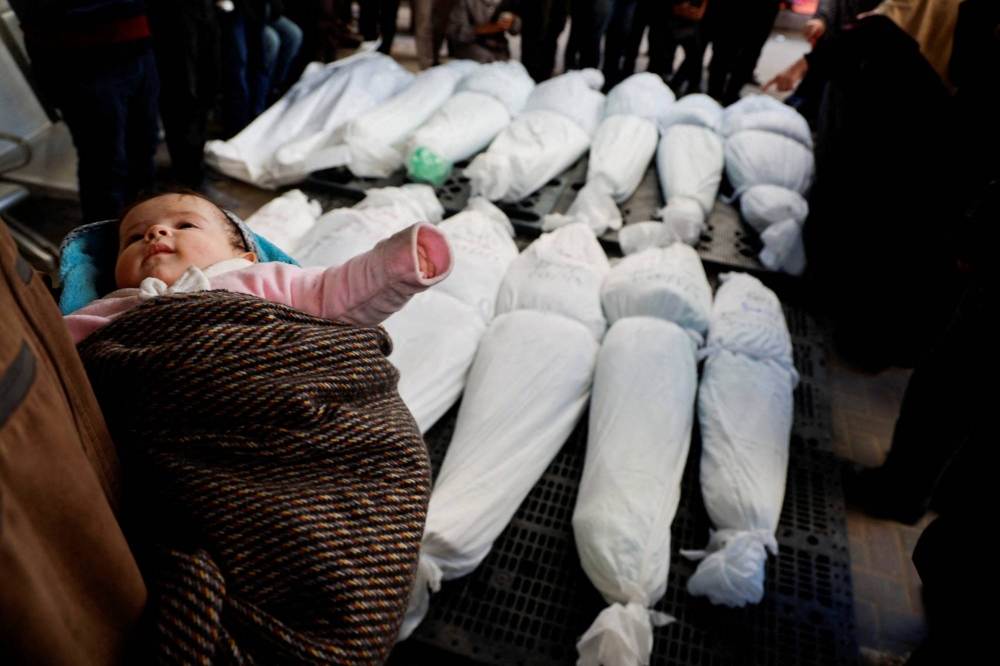 Three Palestinians killed in an Israeli bombardment east of Khan Yunis