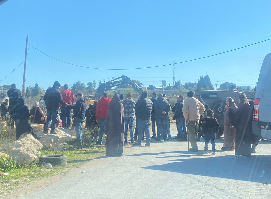 Israeli forces demolish two car showrooms near Ramallah