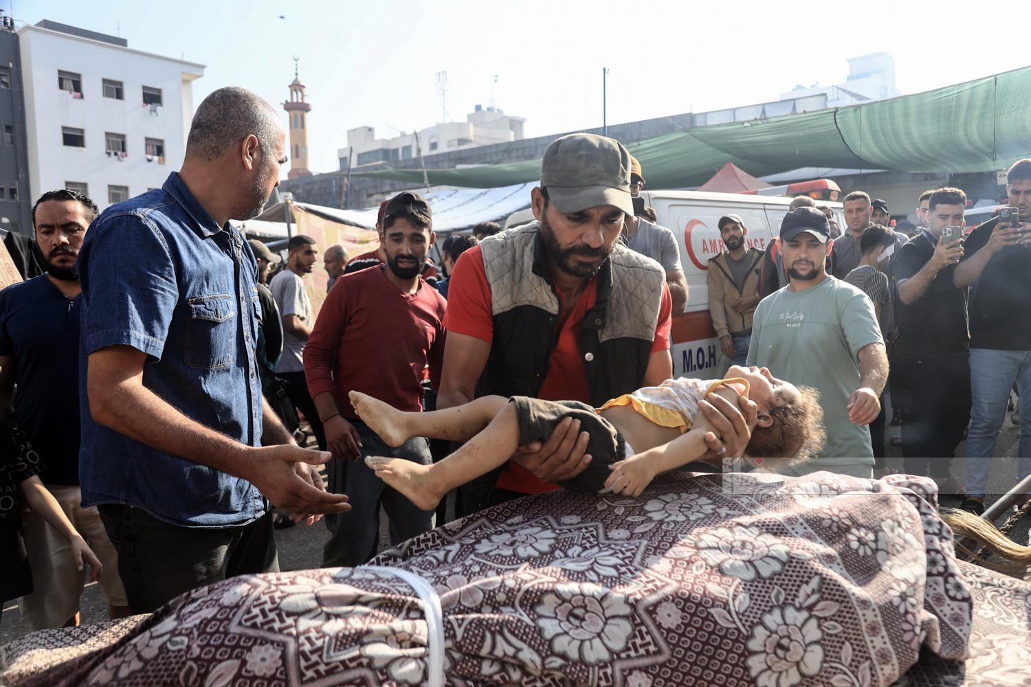 Gaza: 80 Palestinians killed in Israeli airstrikes 