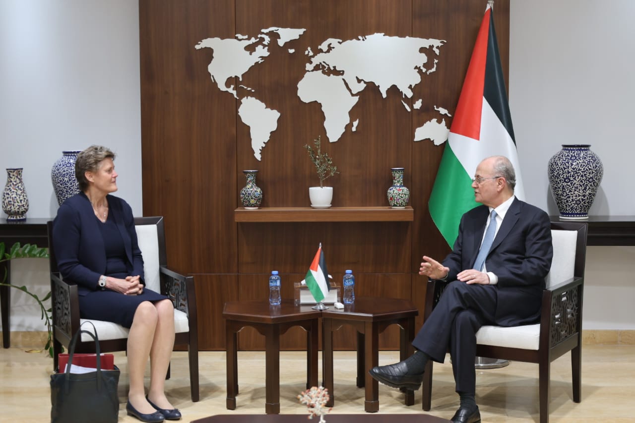 PM calls on international community to halt Israeli actions undermining Palestinian institutions