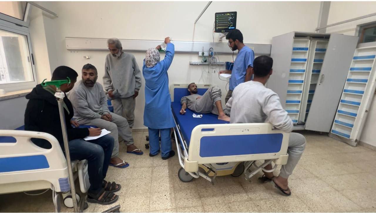 Israeli forces release 20 Palestinian detainees from the Gaza Strip