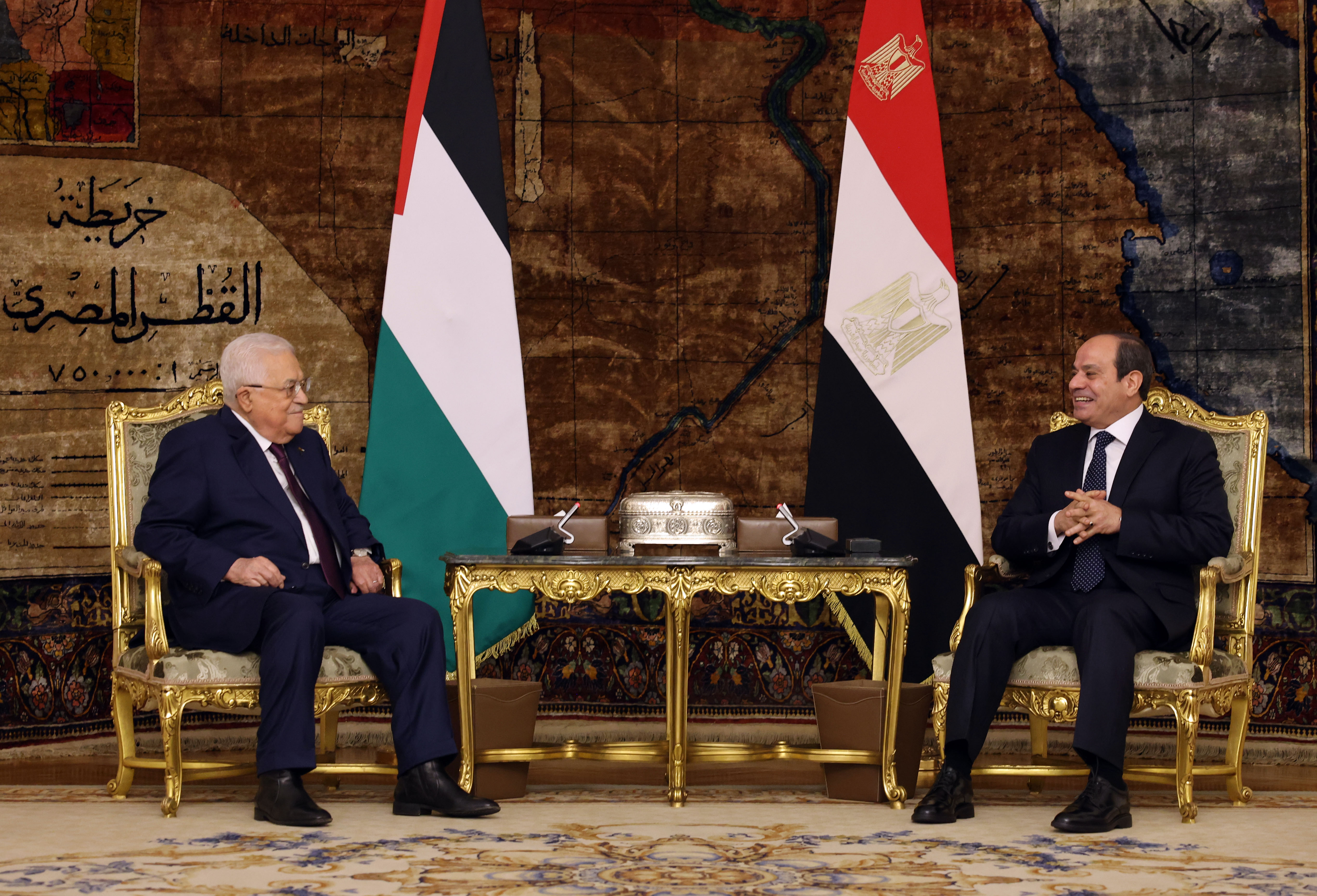 President Abbas meets Egyptian counterpart