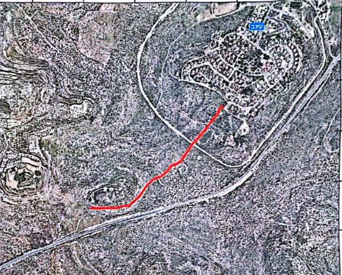 Israeli forces notify the seizure of 7 dunams of lands east of Tulkarm 