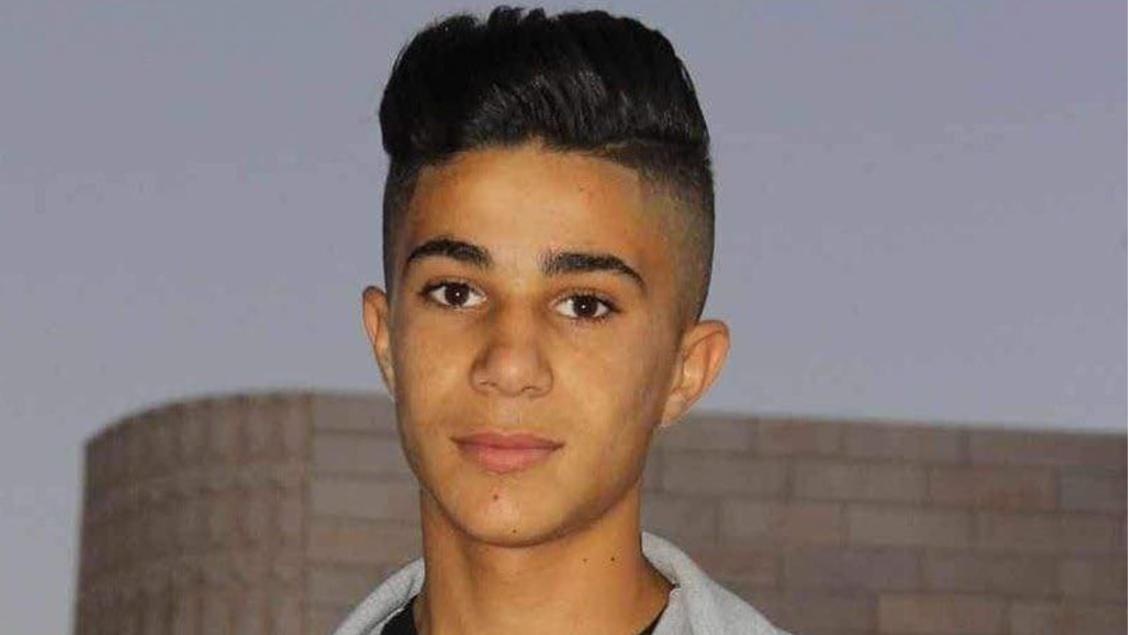 Israeli forces shoot Palestinian child near Hebron