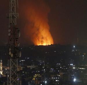 Israeli warplanes bomb several sites in Gaza