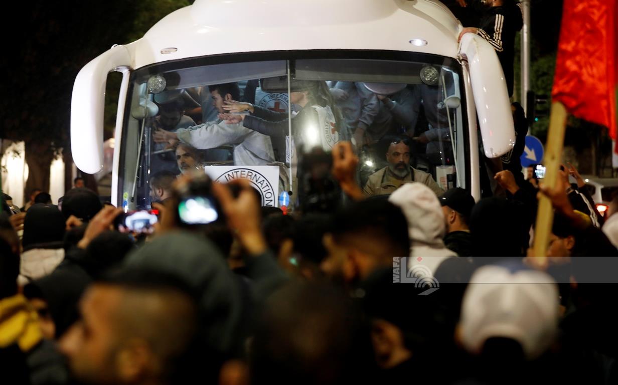 Palestinian prisoners' institutions review the most prominent prisoner exchange operations with Israel 