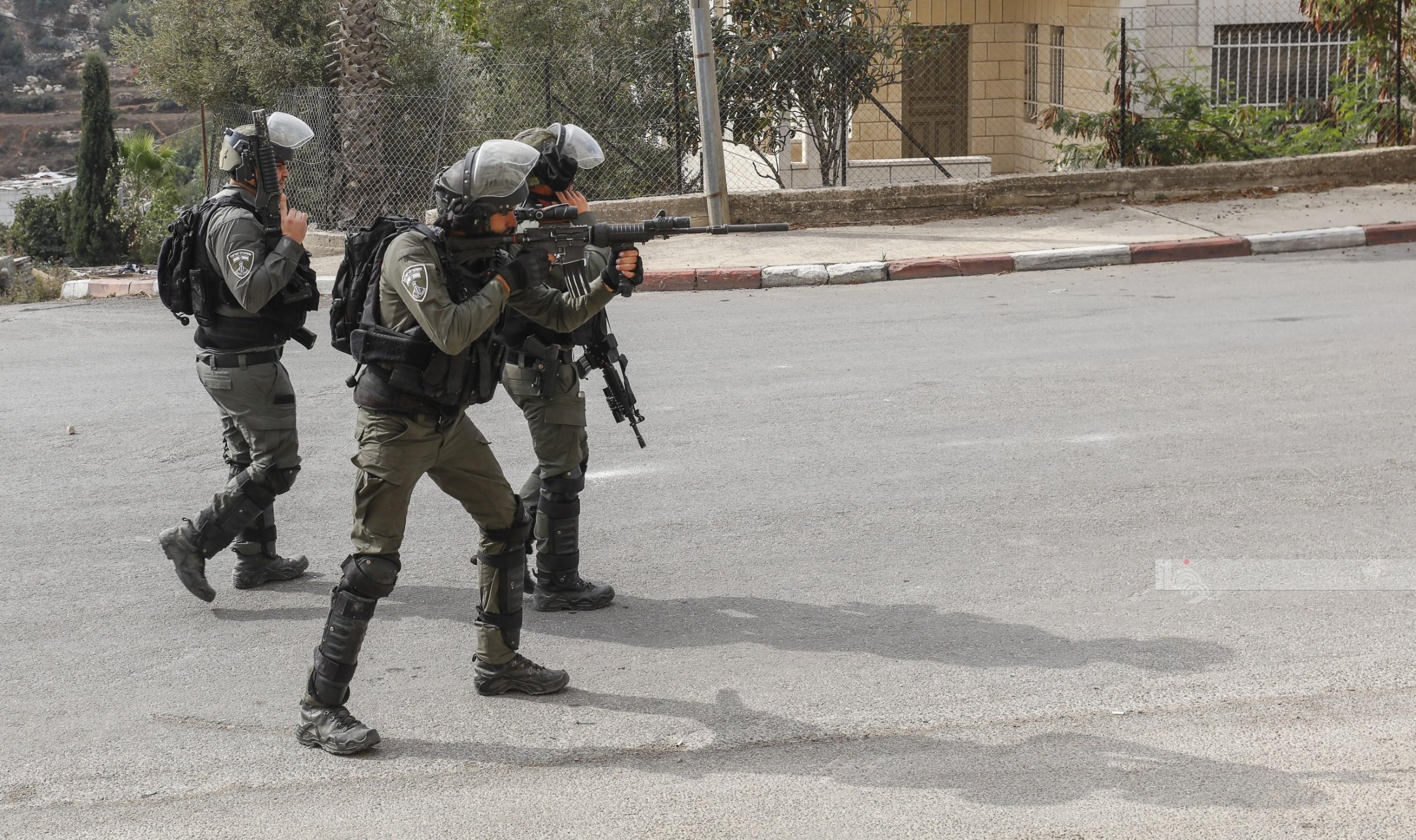 Israeli forces shoot, injure three Palestinians with banned expanding bullets in al-Bireh clashes 