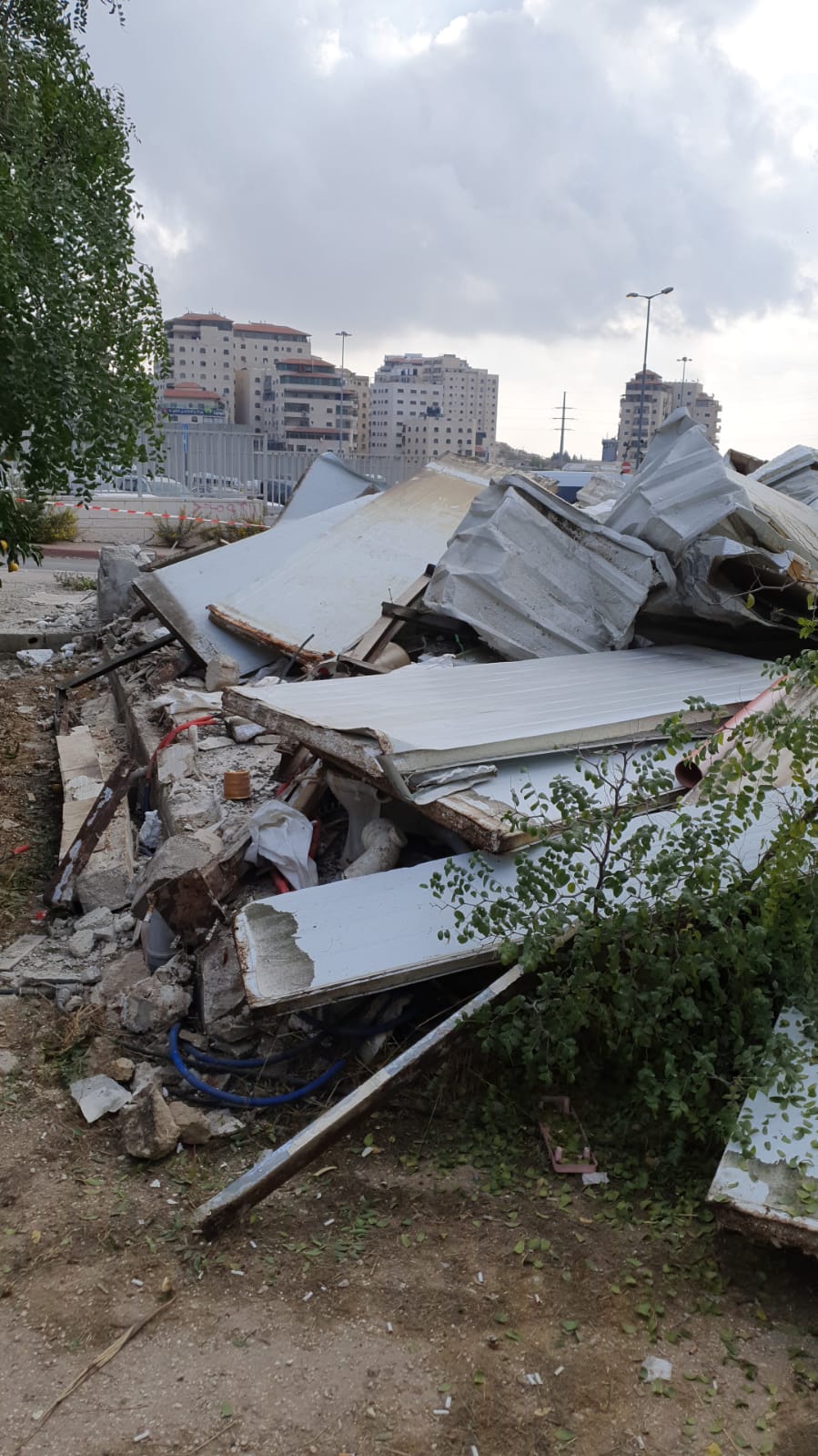 Bakery believed to be punitively demolished near Shufat refugee camp under the pretext of illegal construction