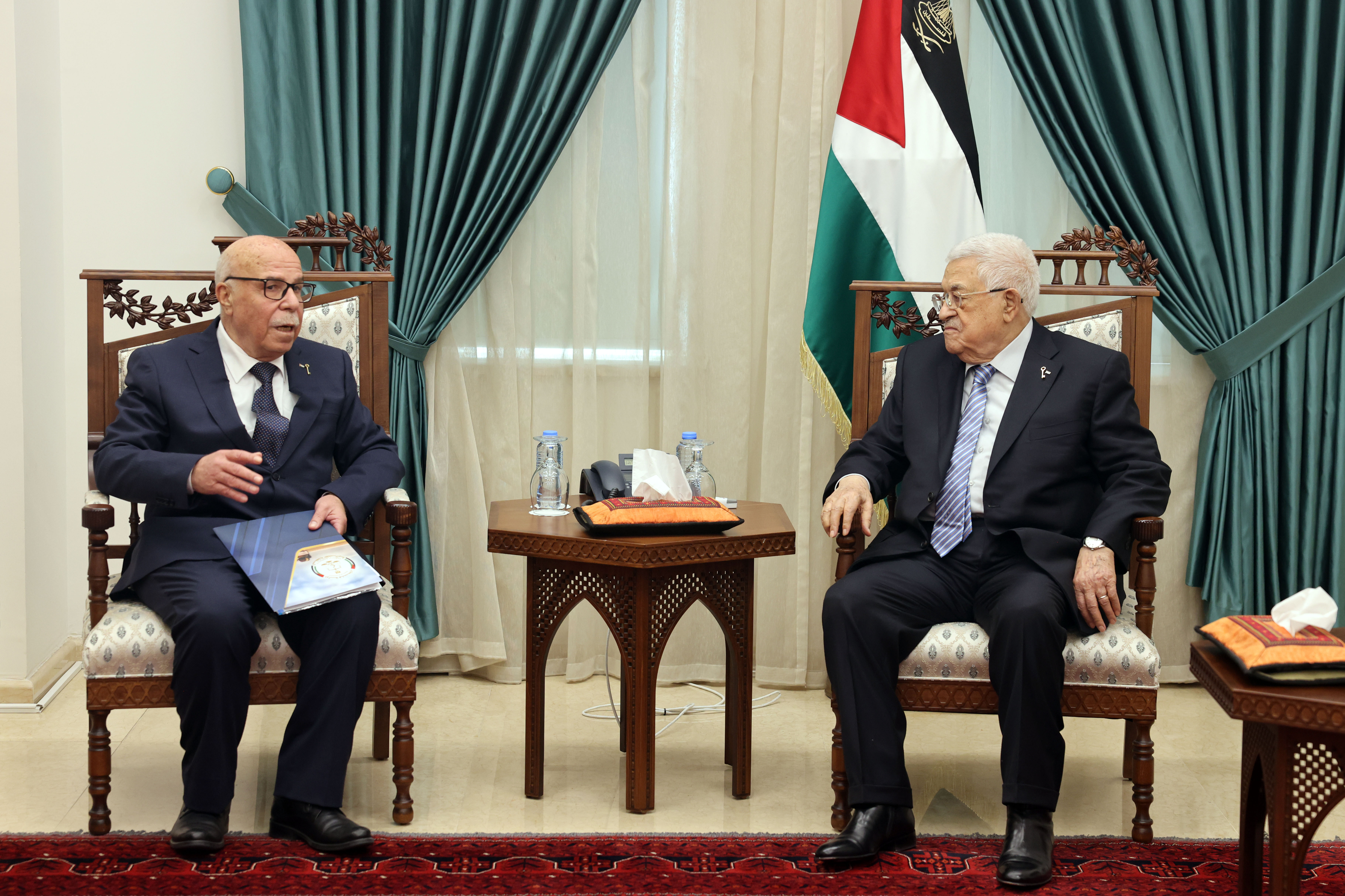 President Abbas receives President of the Supreme Judicial Council in Ramallah