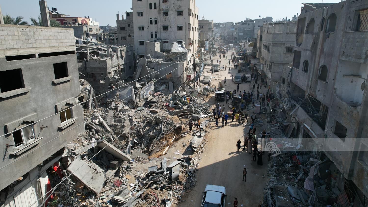 An Israeli airstrike in Khan Younis leaves 15 dead and more than 60 injured