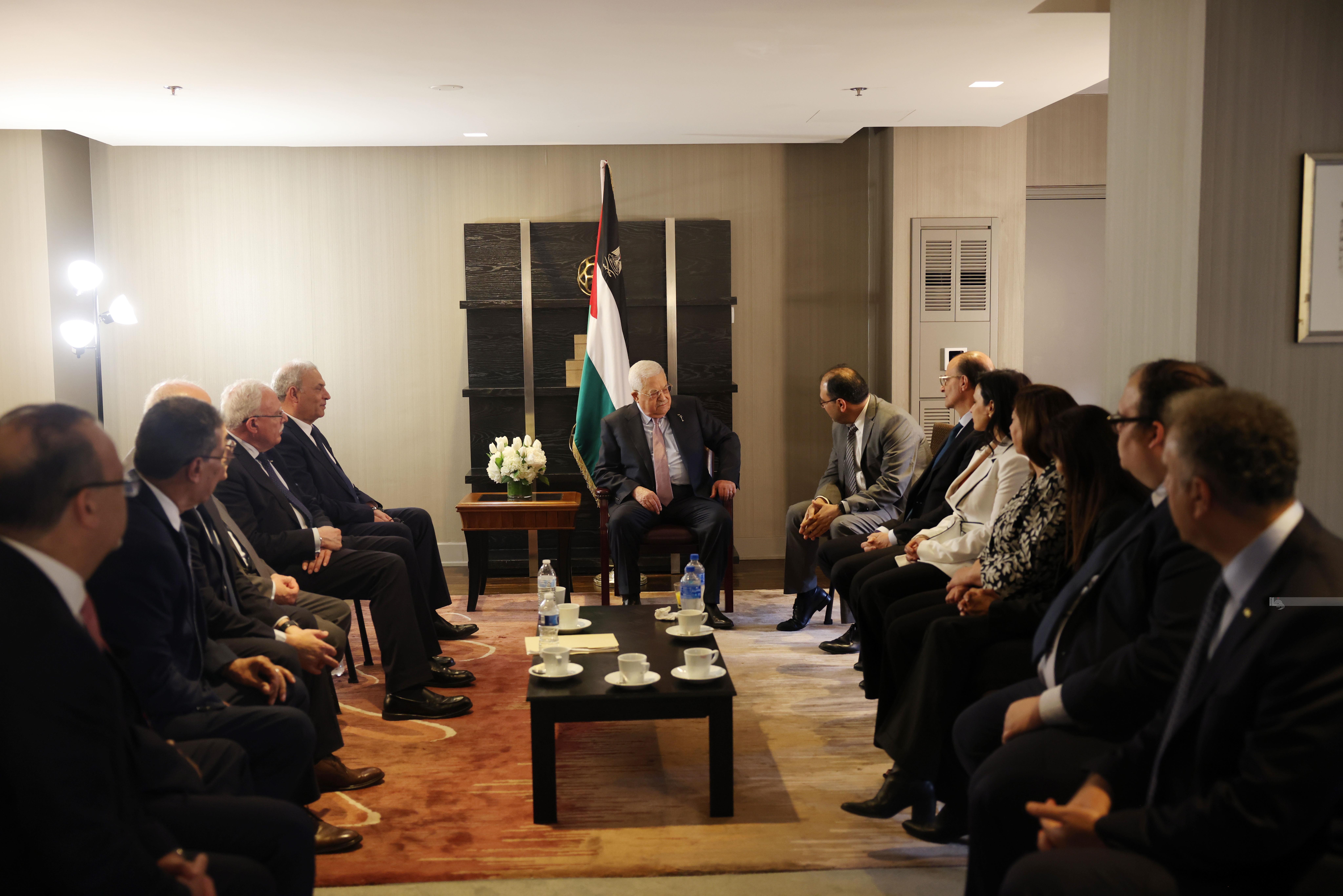 While in New York, President Abbas meets leaders of pro-Palestine US organizations and community