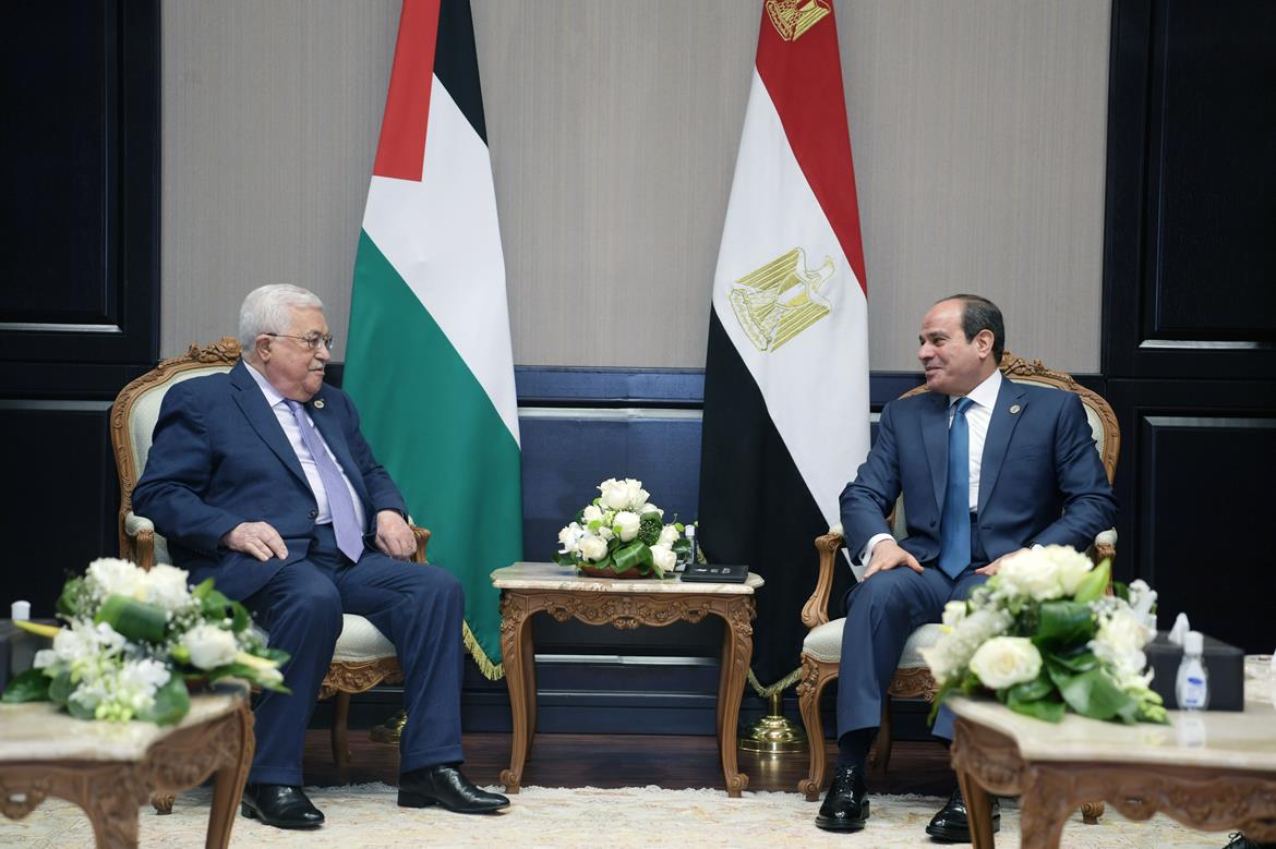President Abbas, Egyptian counterpart discuss bilateral cooperation