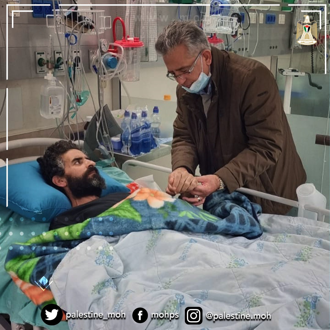 Ministry of Health: Hunger-striking prisoner Hesham Abu Hawwash in critical condition