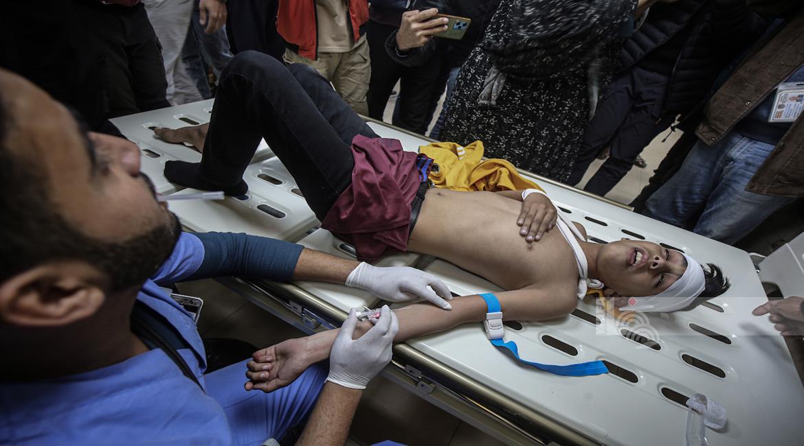 Ten civilians killed in Israeli airstrike on residential apartment in Sheikh Radwan neighborhood