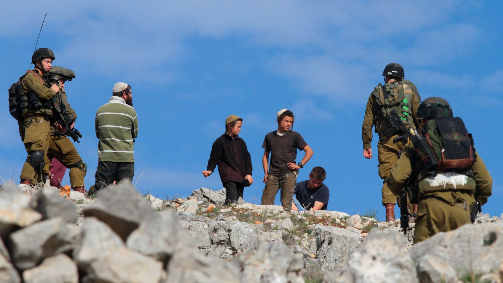 Israeli settlers demolish mobile house near Nablus