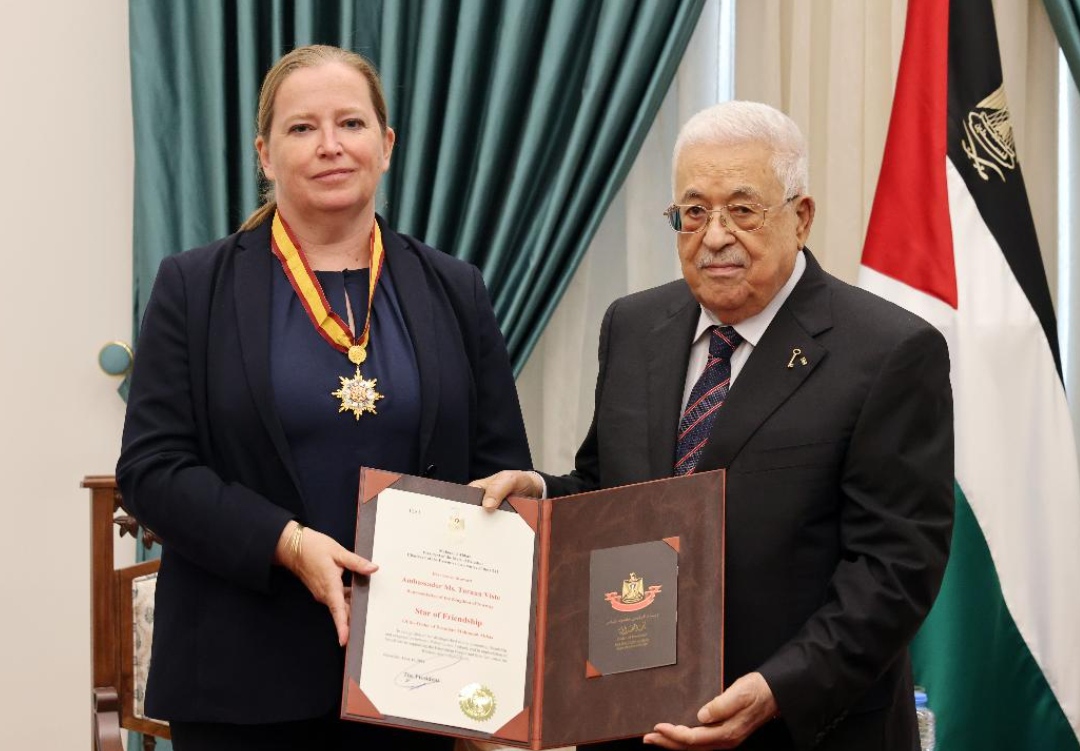 President Abbas awards Norwegian Ambassador Torunn Viste the Star of Friendship