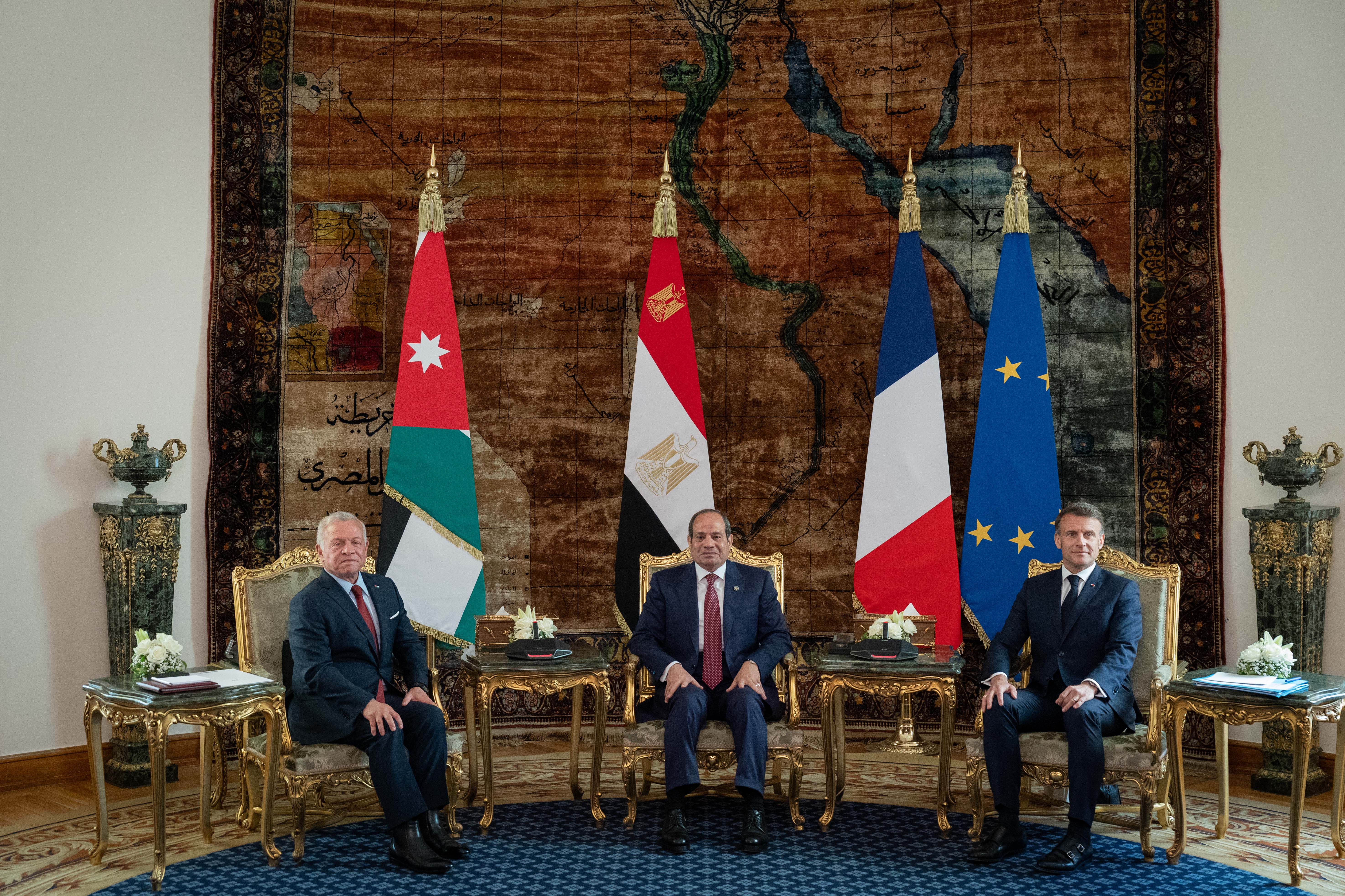 Egyptian-Jordanian-French statement: Maintaining order, security in Gaza must be exclusively under PA
