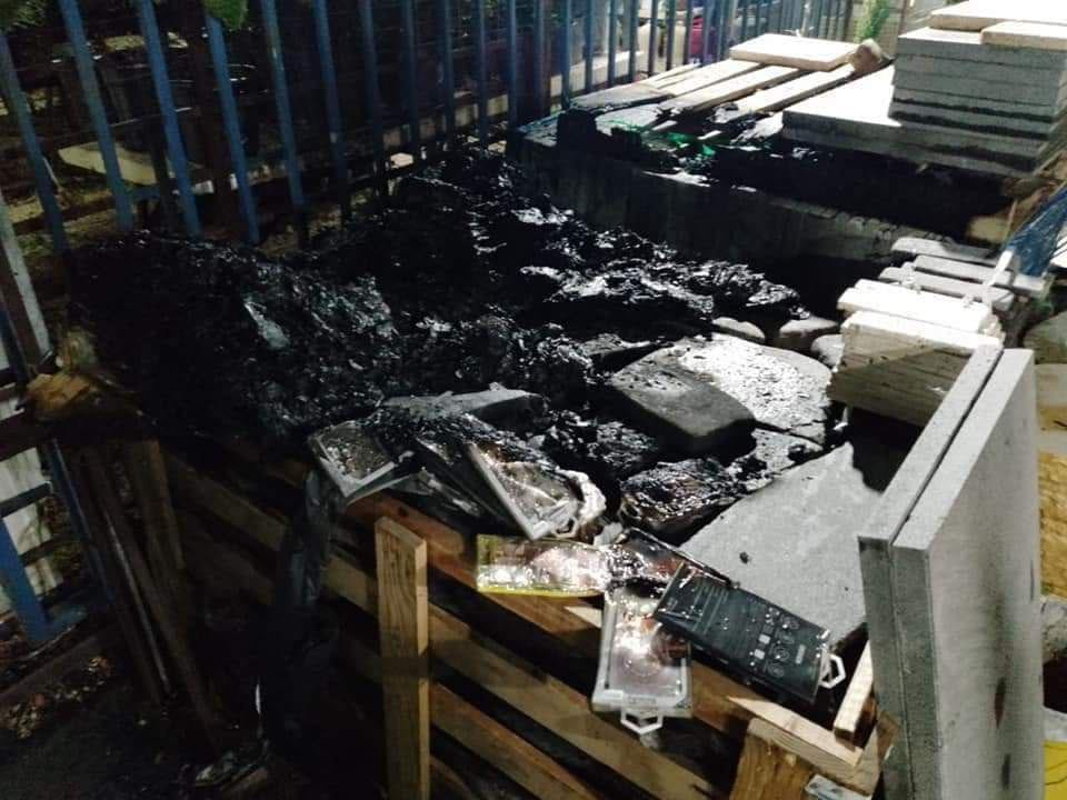 Israeli settlers set fire to a shop, nursery near Nablus