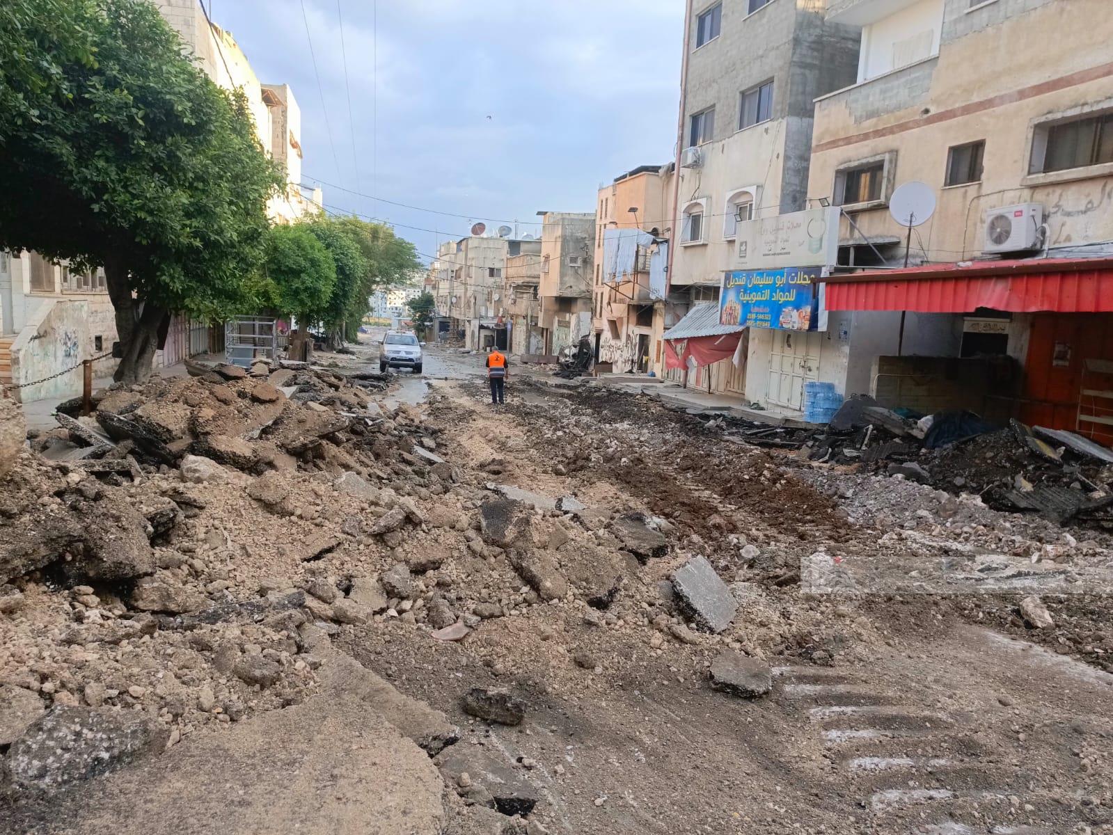 Injuries in Israeli bombing of camp near Tulkarm 