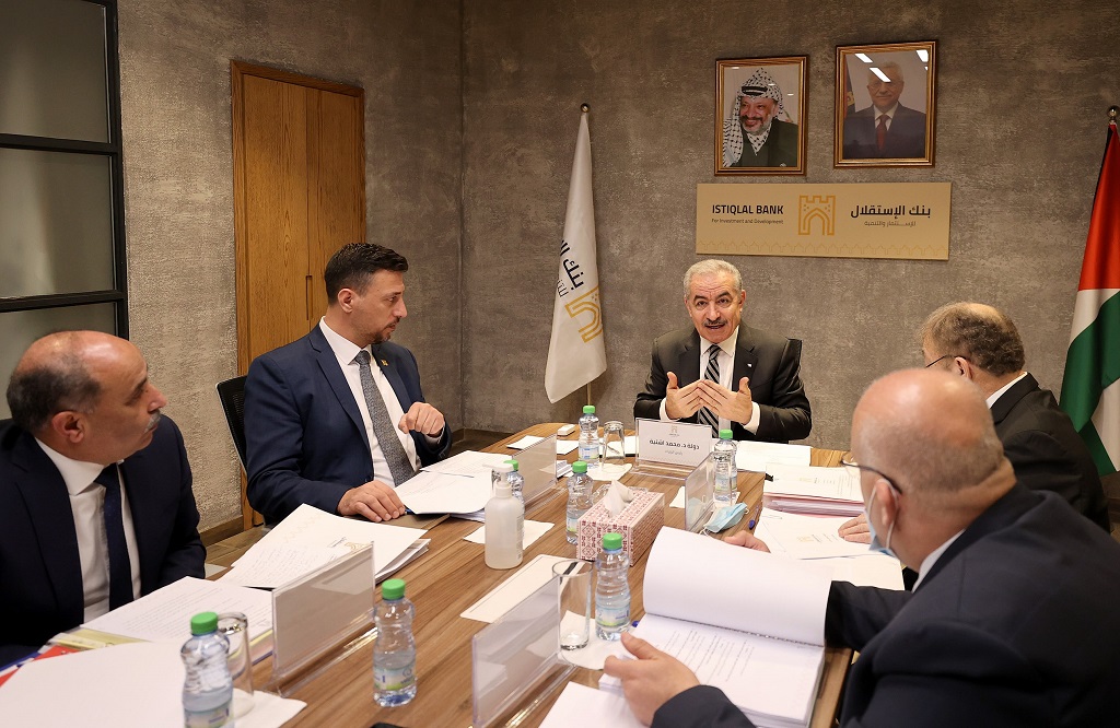 A year after it was established by a presidential decree, the government's Istiqlal Bank holds its first meeting