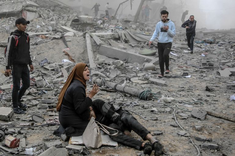 Seven Palestinians killed, others injured in an Israeli airstrike targeting a house in Deir el-Balah 
