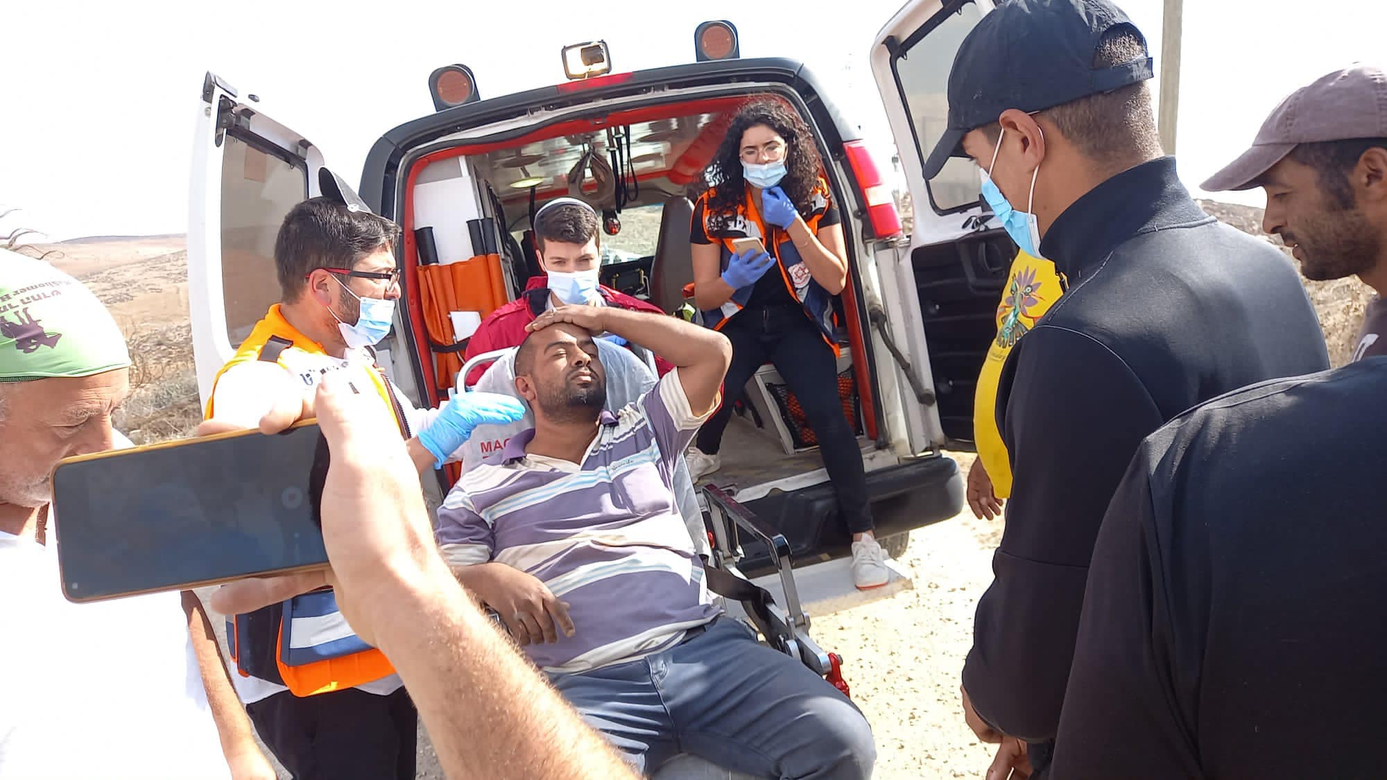 Israeli settlers attack and injure Palestinian shepherd in southern West Bank village