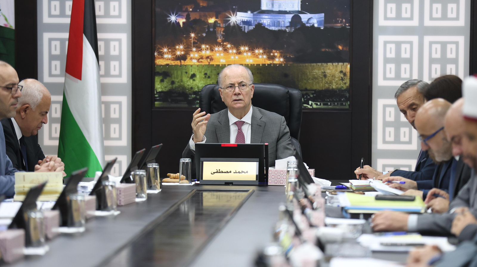 Cabinet urges international action over Israeli measures targeting Jerusalem schools and Gaza aid