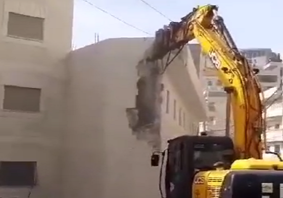 Palestinian forced to self-demolish own house in occupied Jerusalem