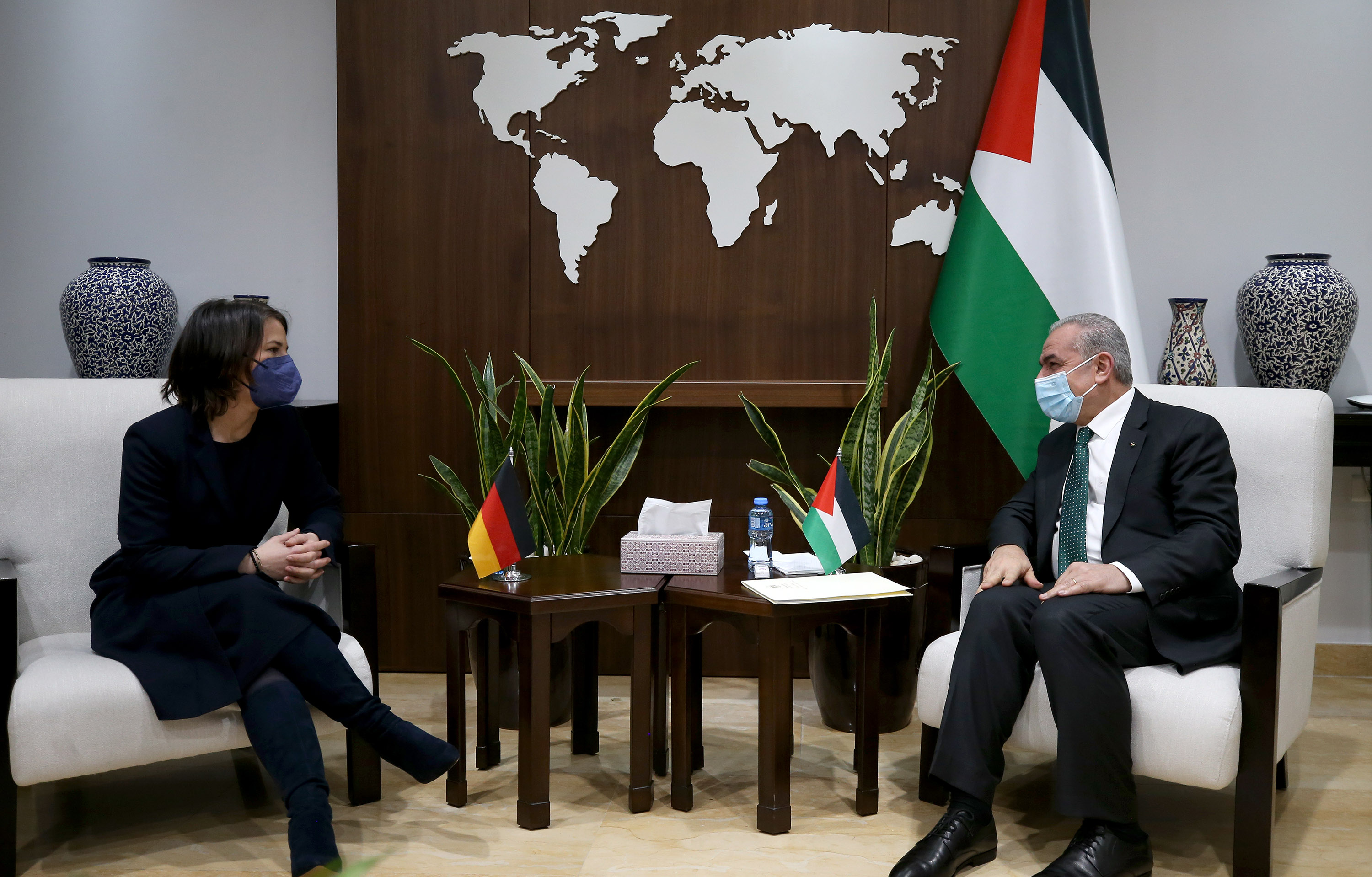 Premier Shtayyeh calls on Germany to recognize State of Palestine
