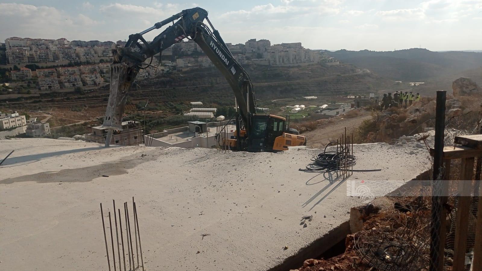 Israeli occupation forces demolish two homes and a stone and marble factory west of Bethlehem