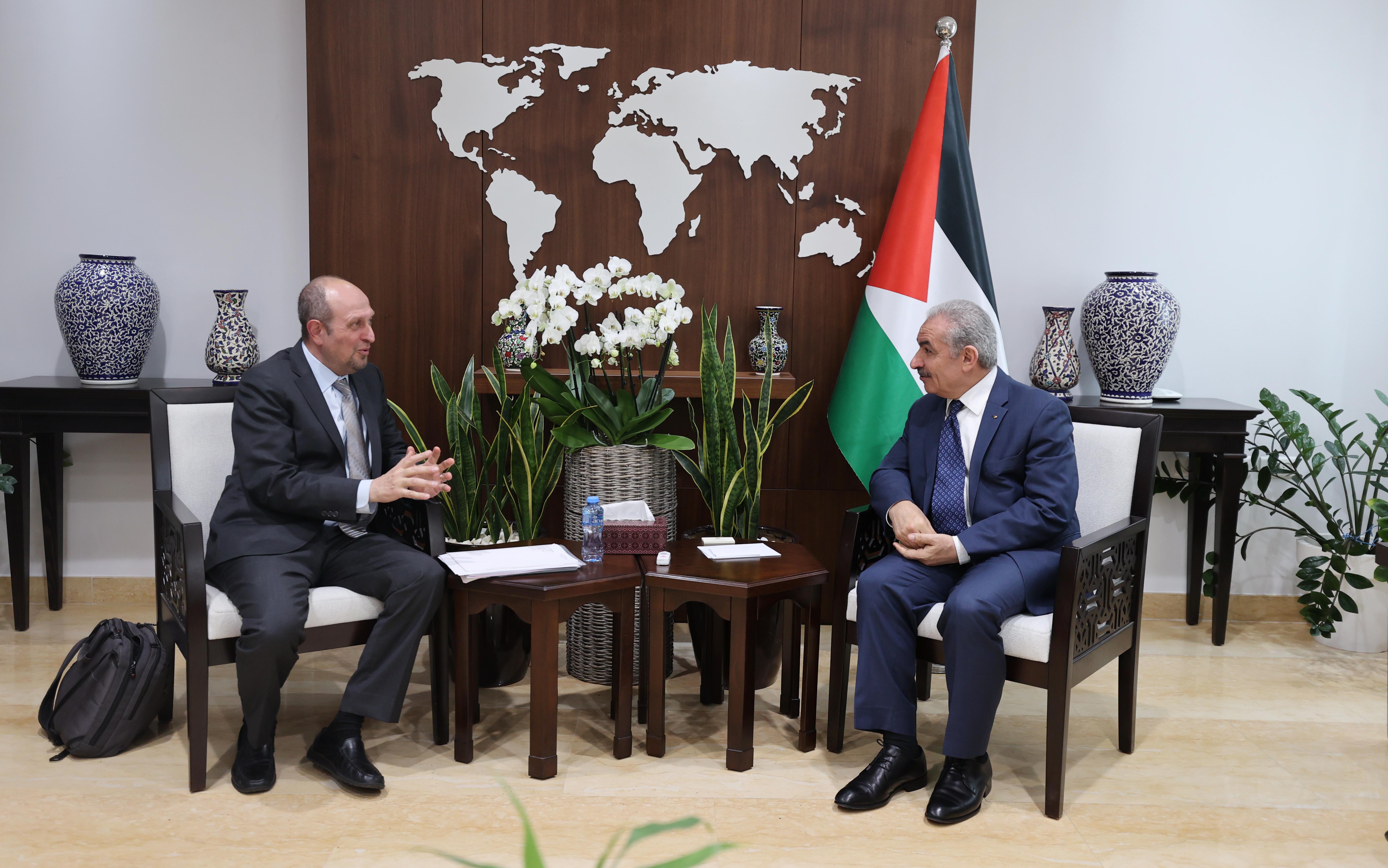 PM Shtayyeh to US Representative for Palestinian Affairs: The Palestinian people are under unprecedented pressure