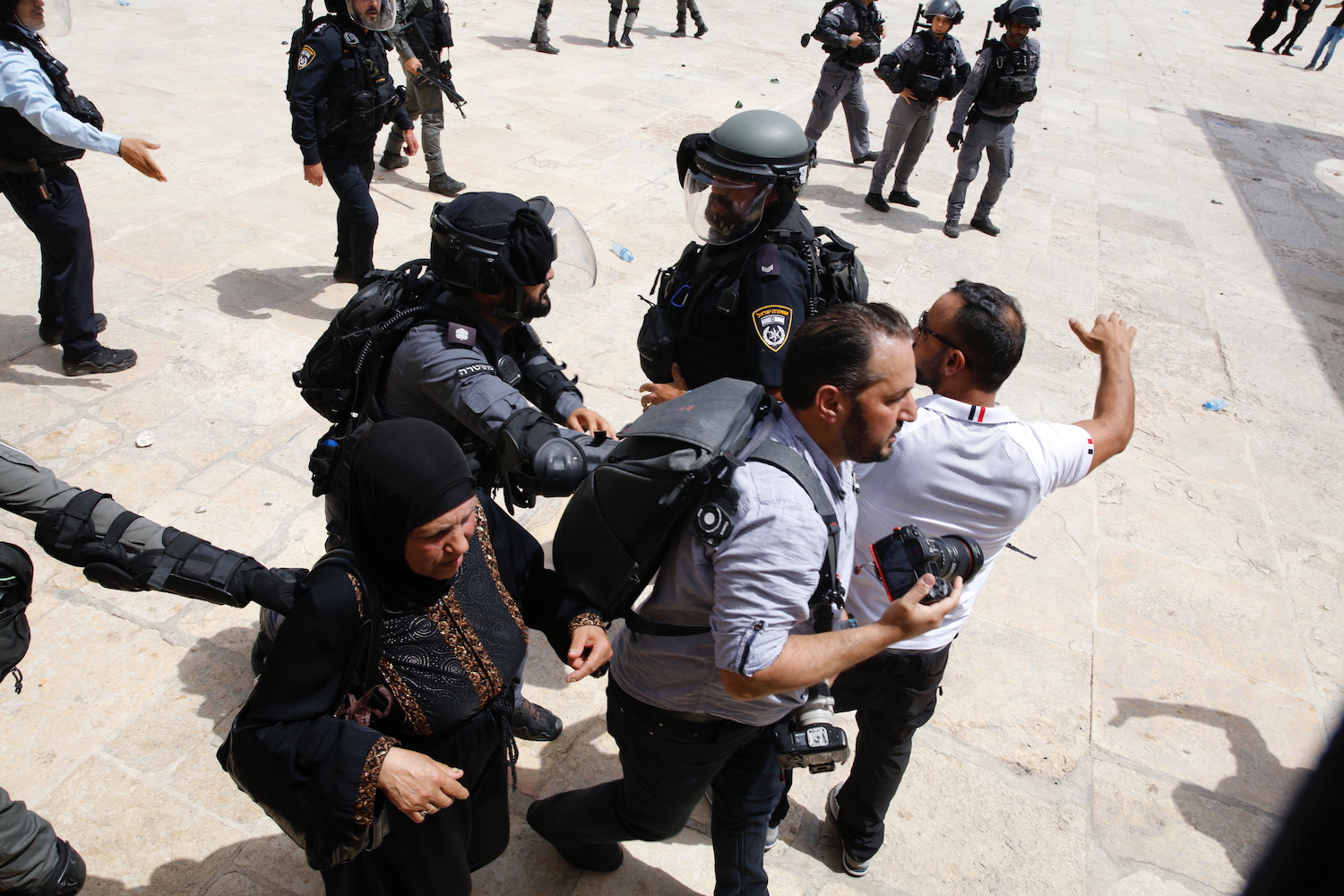Israel continues to detain Palestinians in occupied East Jerusalem