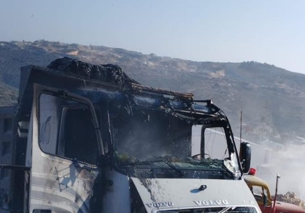 Israeli settlers torch Palestinian truck in Nablus