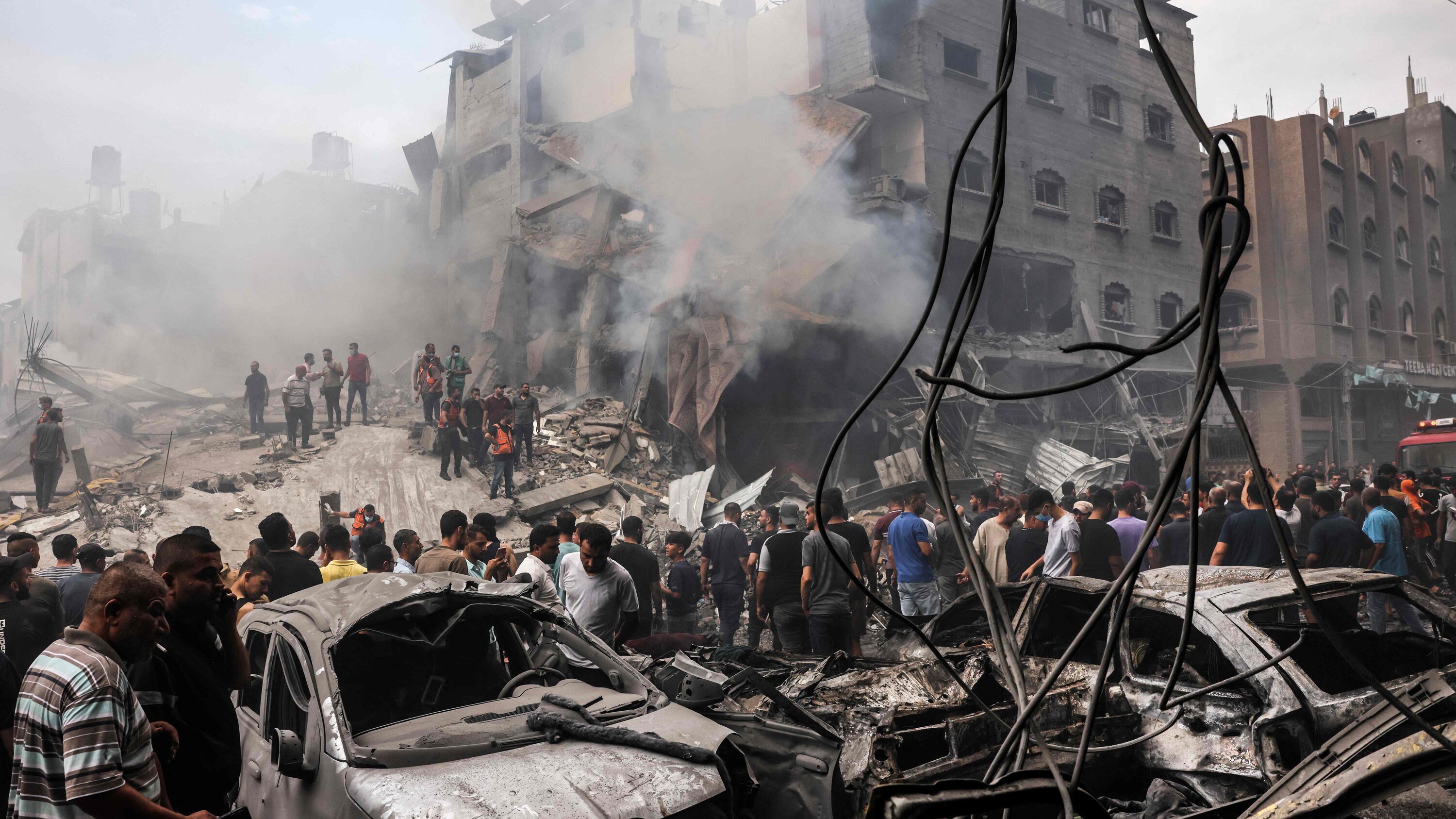 Israeli airstrikes kill several civilians and injure others in Gaza