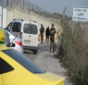 Palestine TV crew attacked, bruised by Israeli settlers on a West Bank road