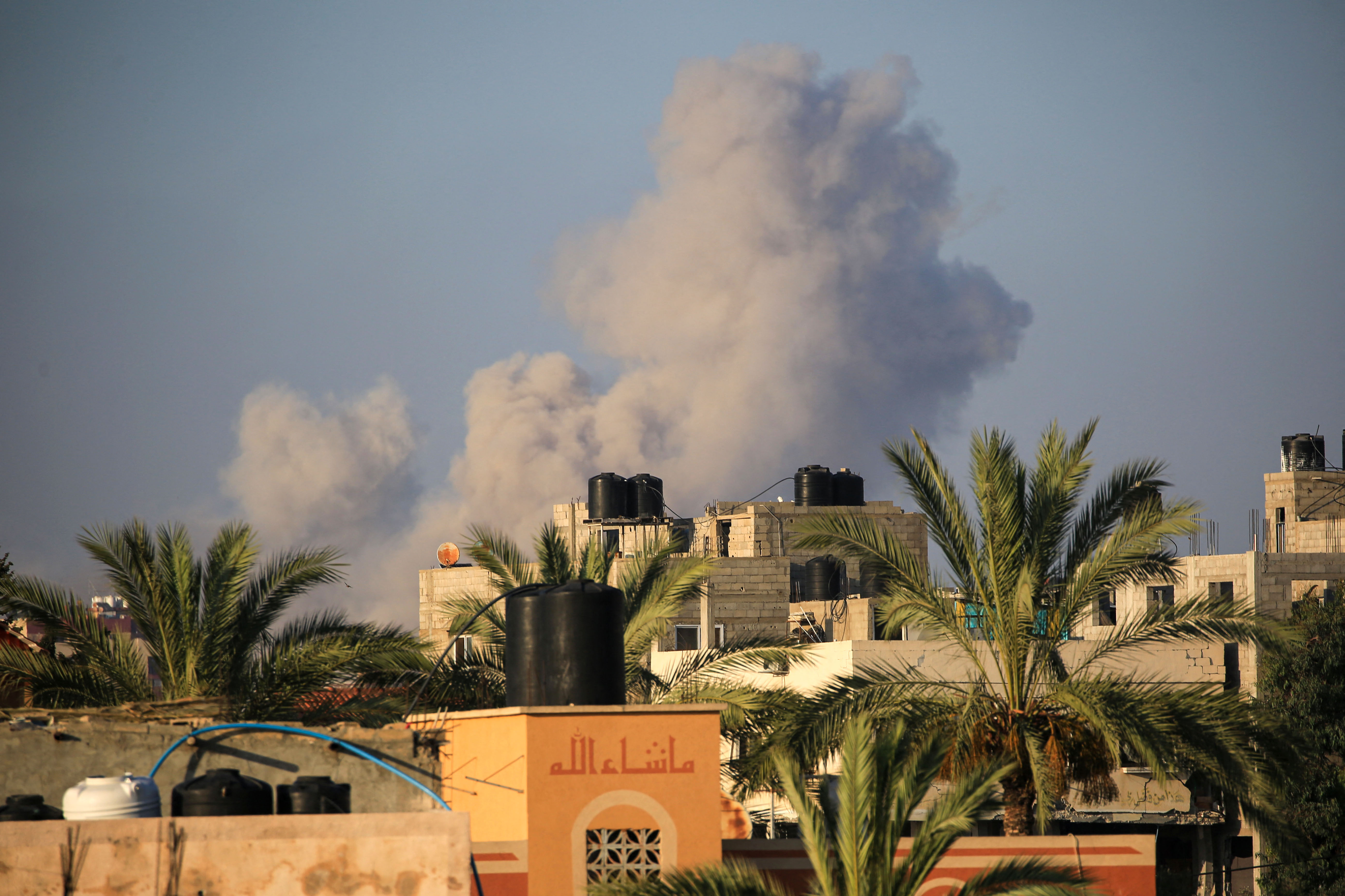 Israeli airstrikes on Gaza City result in civilian casualties 