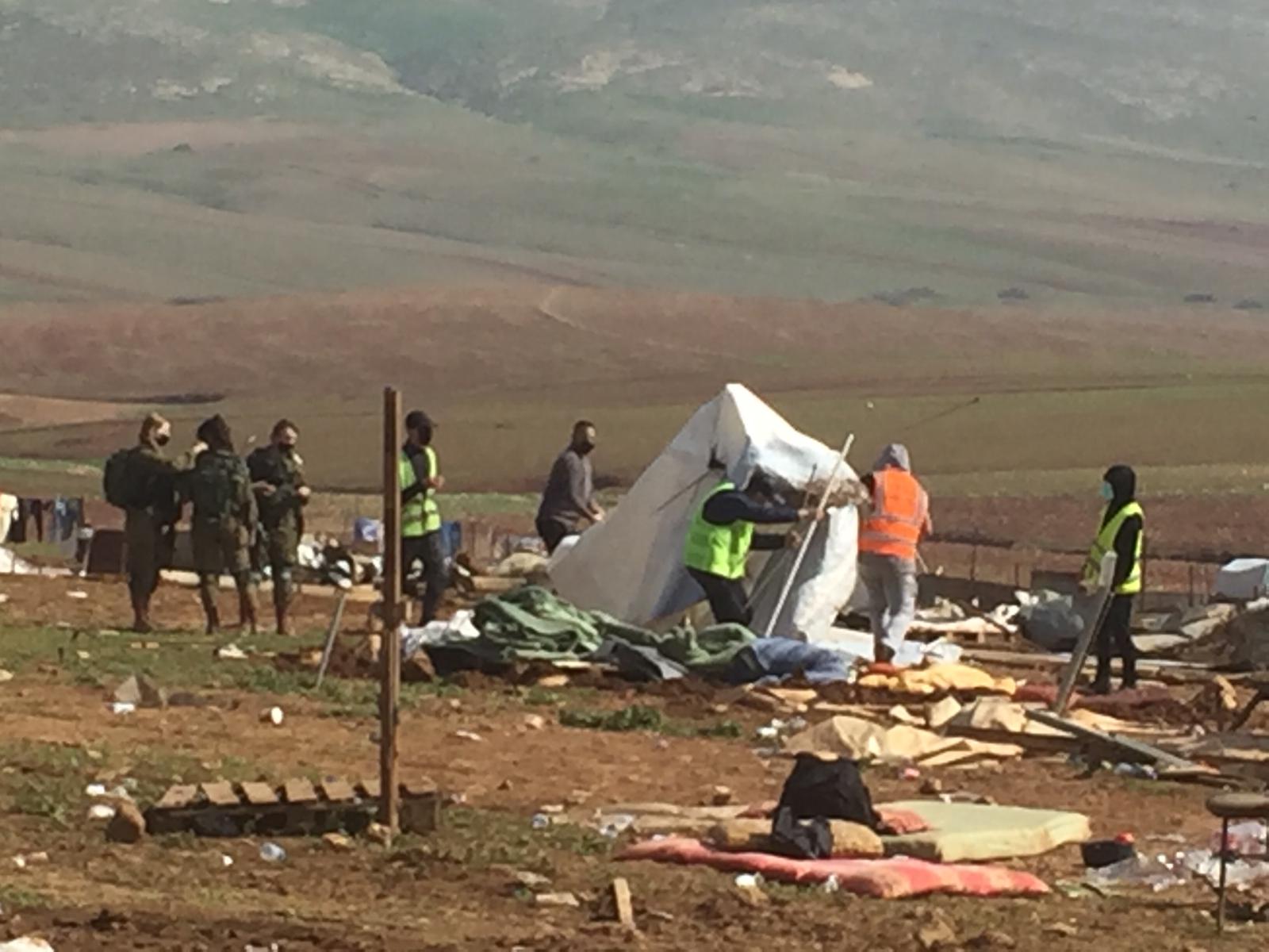 News Alert: Israeli occupation forces raid Humsa al-Bqaia community for fourth time