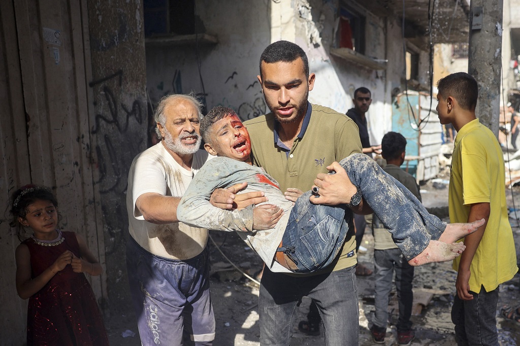 Israeli bombardment across Gaza Strip kills 44 Palestinians, injures scores of others