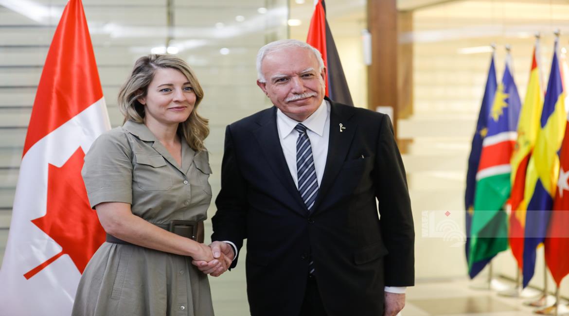 Foreign Minister briefs Canadian counterpart on latest political developments 