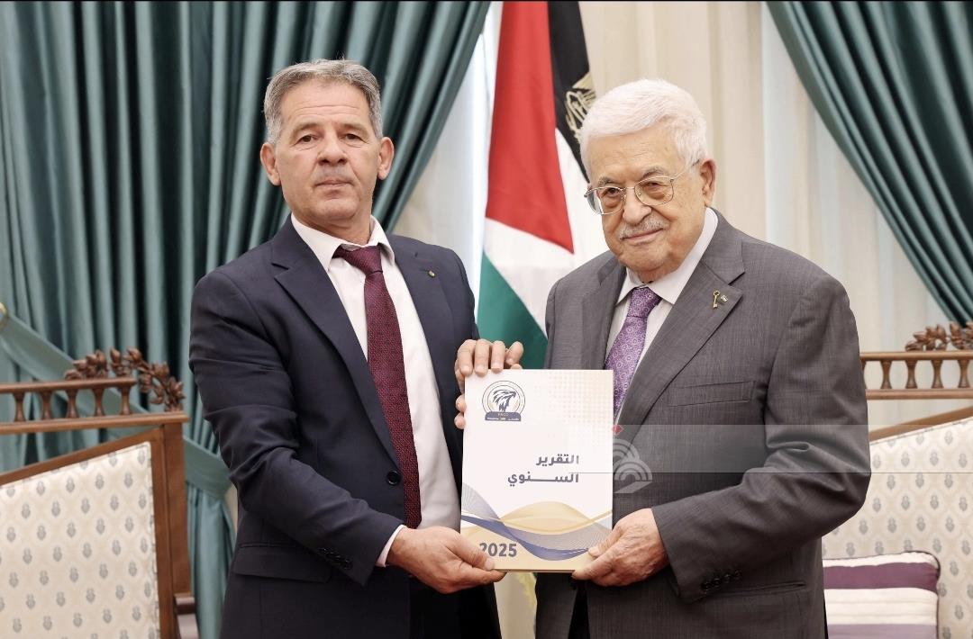 President Abbas receives 2025 Anti-Corruption Commission report