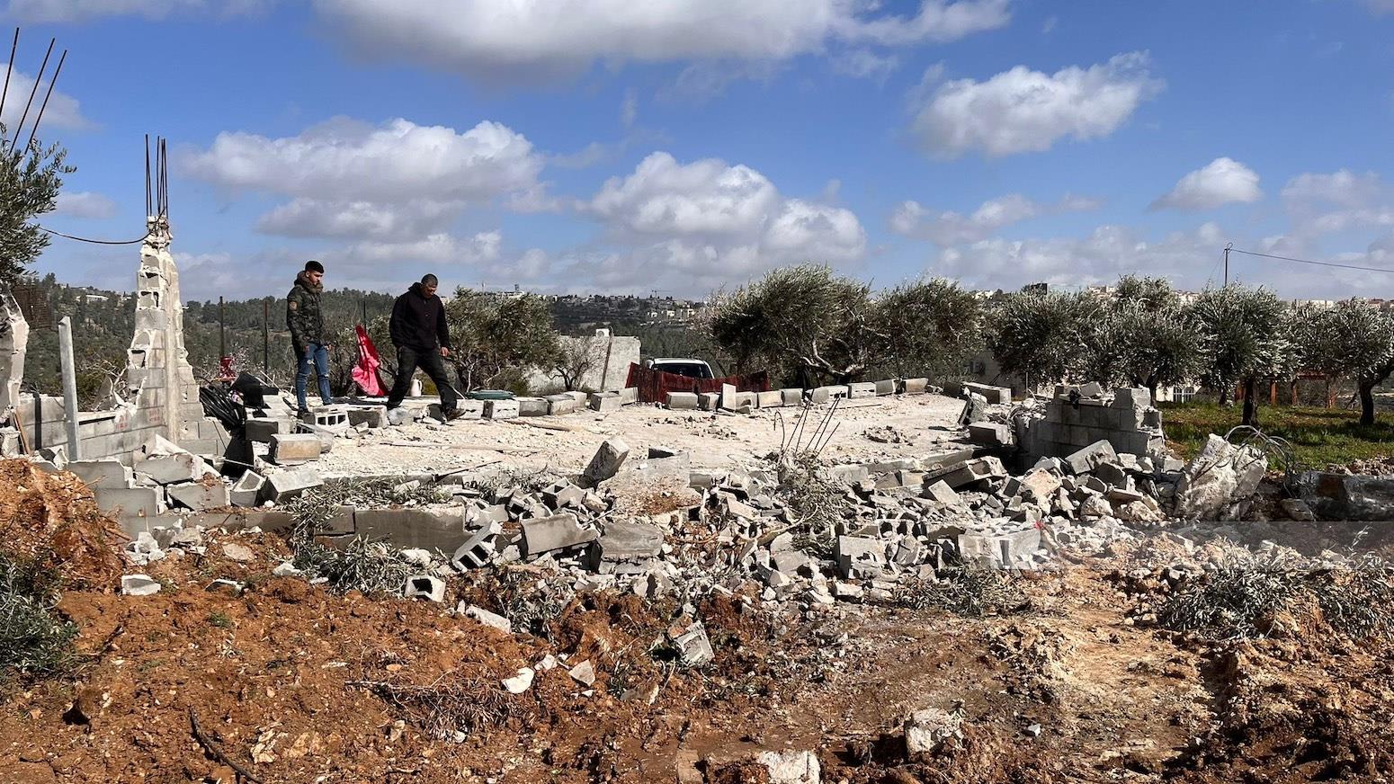Israel demolishes two houses in the Bethlehem area, one allowed by court to continue building his house