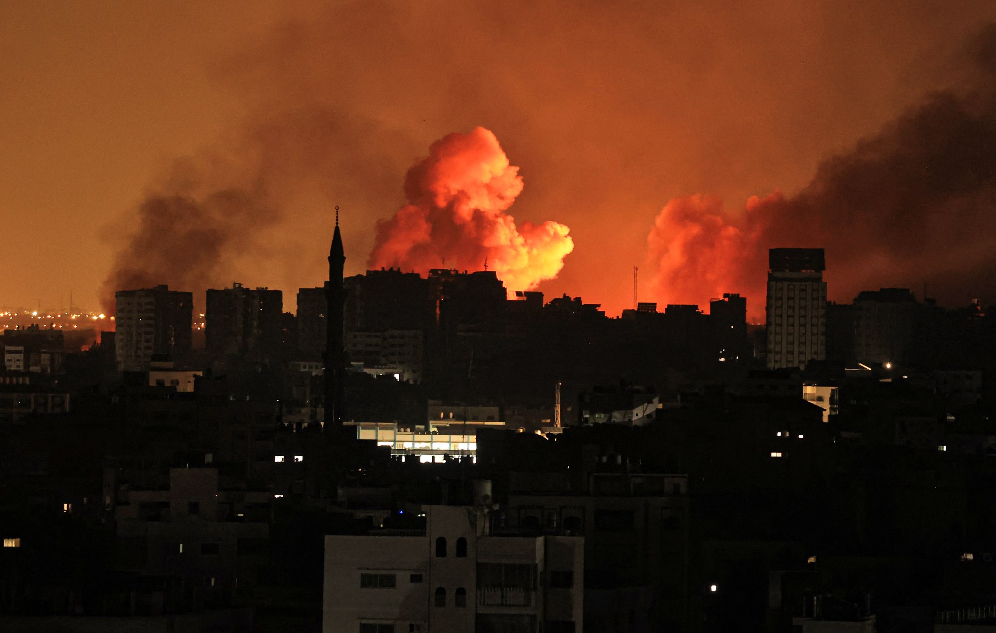Two civilians killed and others injured in Israeli airstrikes targeting school housing displaced persons in Gaza 