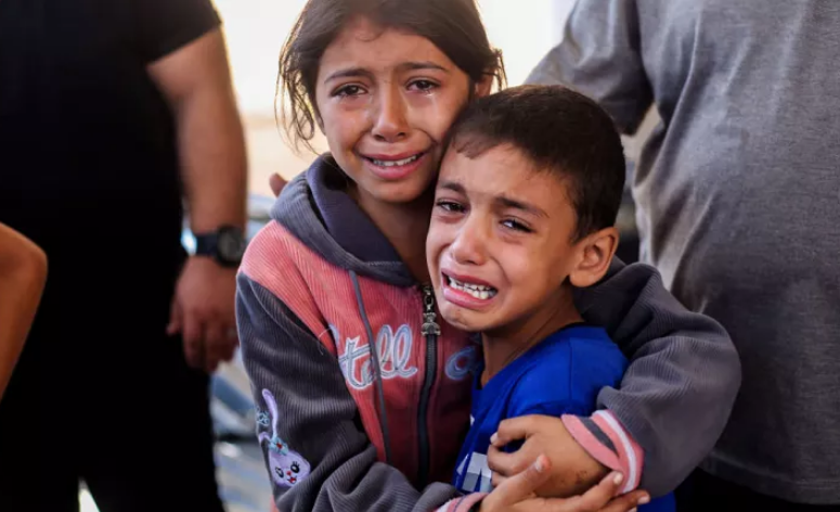 Stories of loss and grief: At least 17,000 children are unaccompanied or separated from their parents in the Gaza Strip – UNICEF estimates