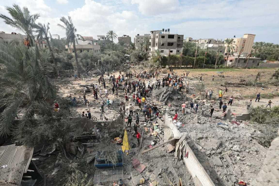Dozens killed in new Israeli bombing of areas in Gaza