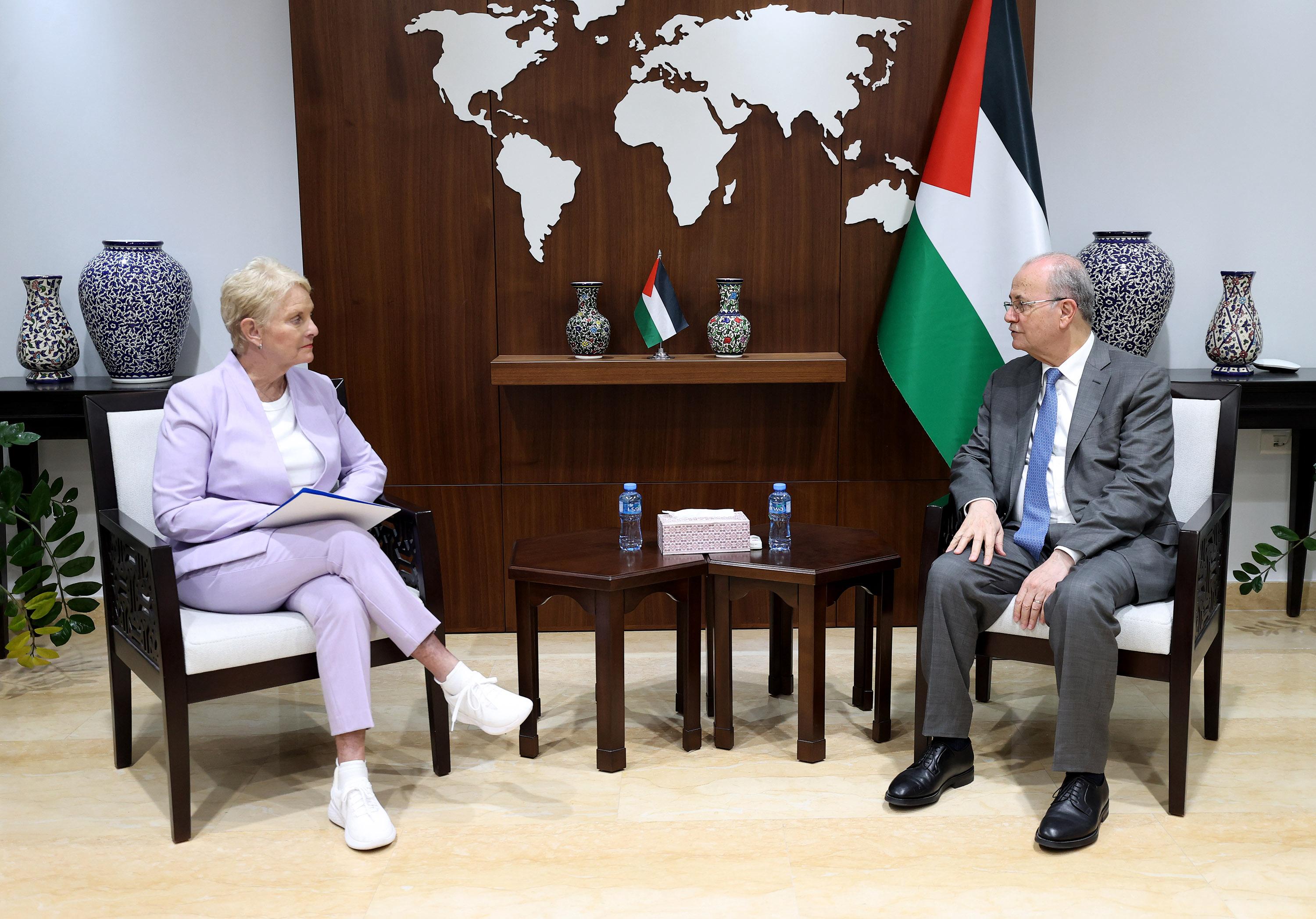Prime Minister, WFP director discuss intensifying relief efforts for Gaza