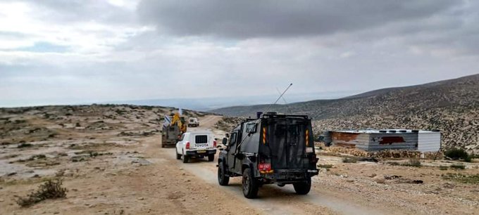 Israel razes agricultural structures south of Hebron