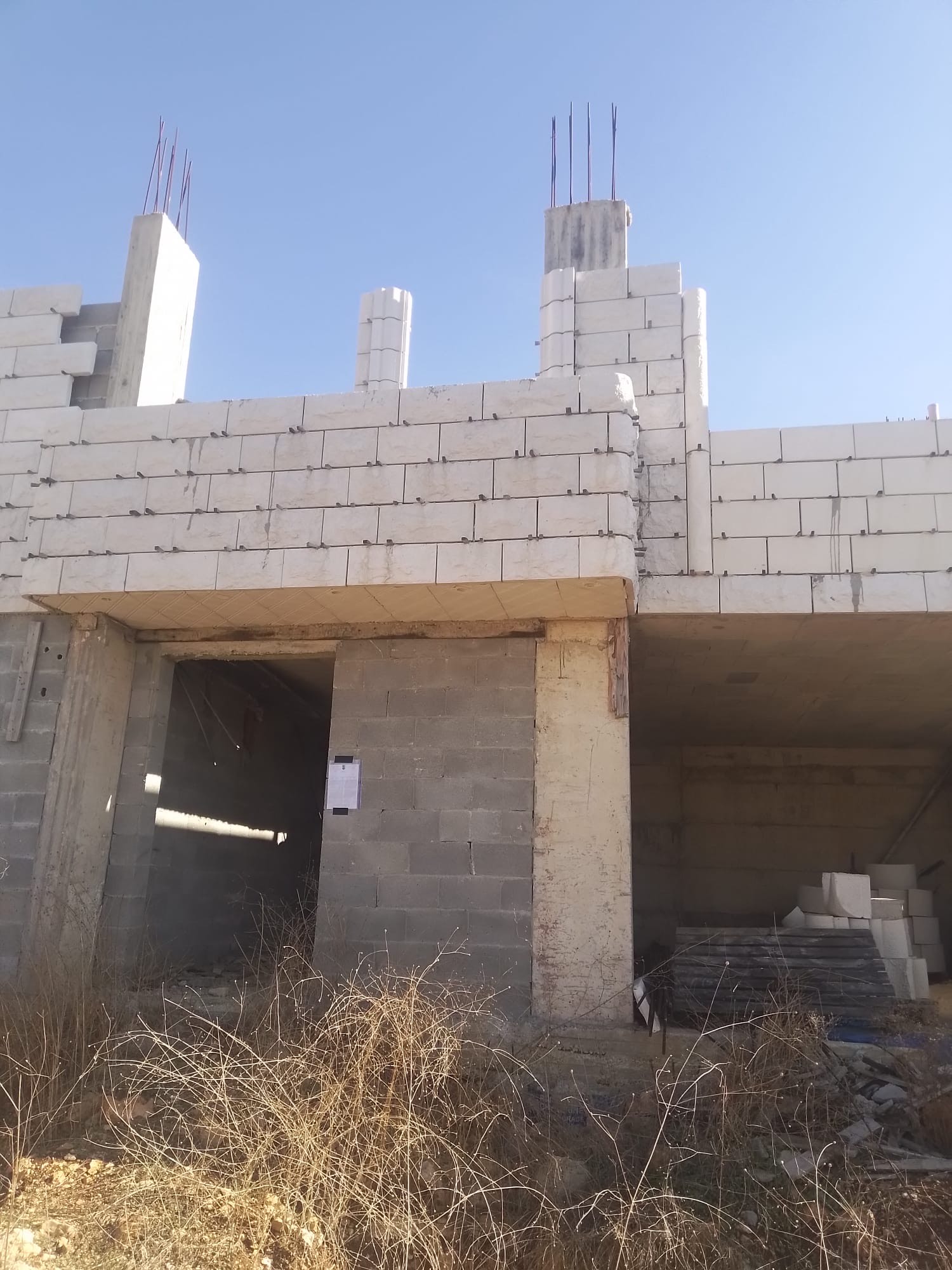 Israeli forces issue halt on construction notices against house in Salfit 