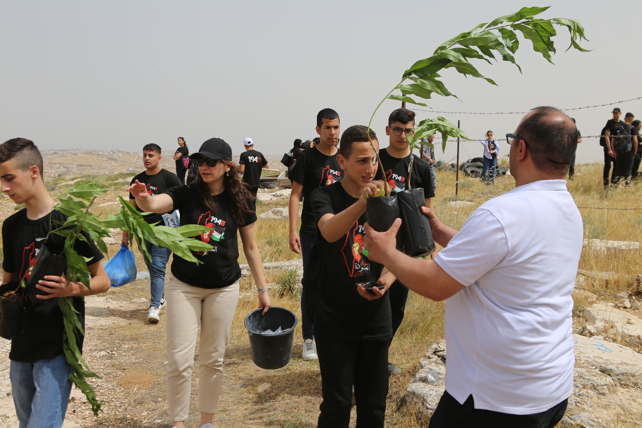 Palestinian refugee youth commemorate 75th anniversary of Nakba by showing solidarity with Masafer Yatta